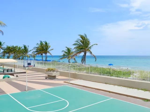 2-bedroom condo for sale in Hallandale Beach - 1950 S Ocean Dr 20L - MondialRealty