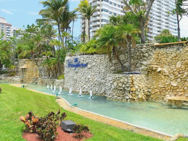 2-bedroom condo for sale in Hallandale Beach - 1950 S Ocean Dr 20L - MondialRealty