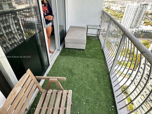 Apartment for sale  Unit #2905 - photo 5652137