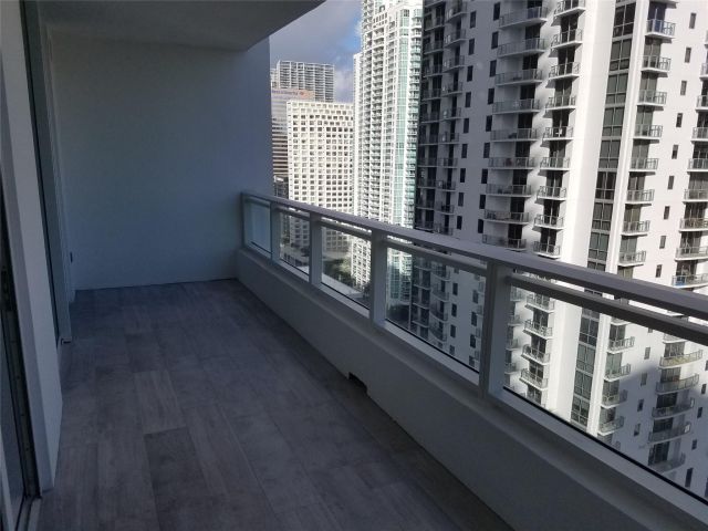 Apartment for sale  Unit #2404 - photo 5622429