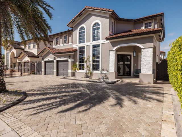 Home for sale at 3164 SW 147th Pl - photo 5840163