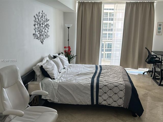 Apartment for rent  Unit #3208 - photo 5672667