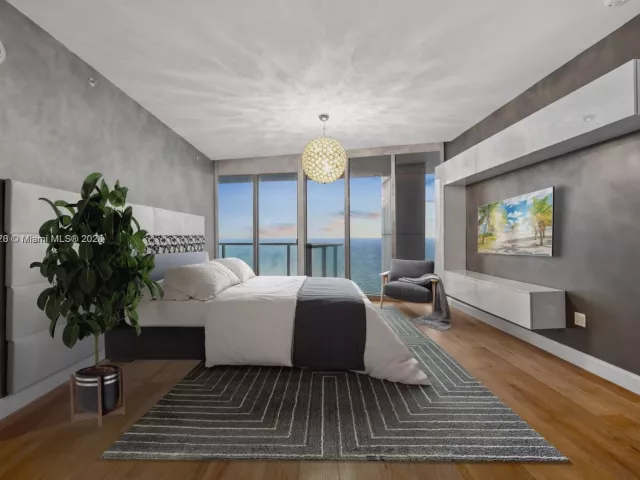 Apartment for sale  Unit #4705 - photo 5670299