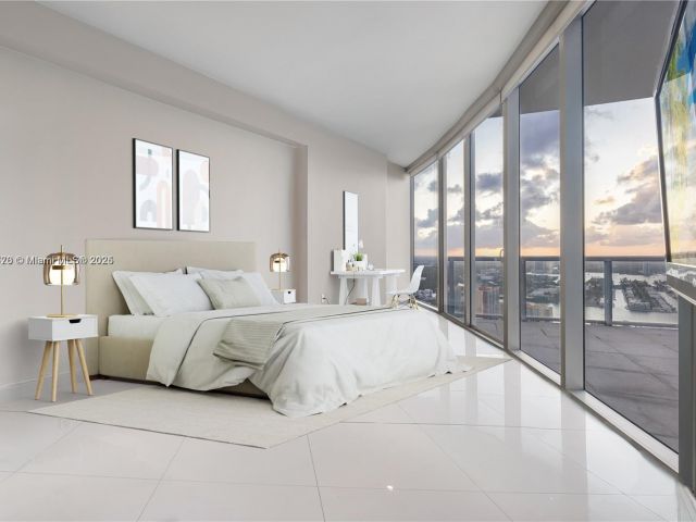 Apartment for sale  Unit #4705 - photo 5670301