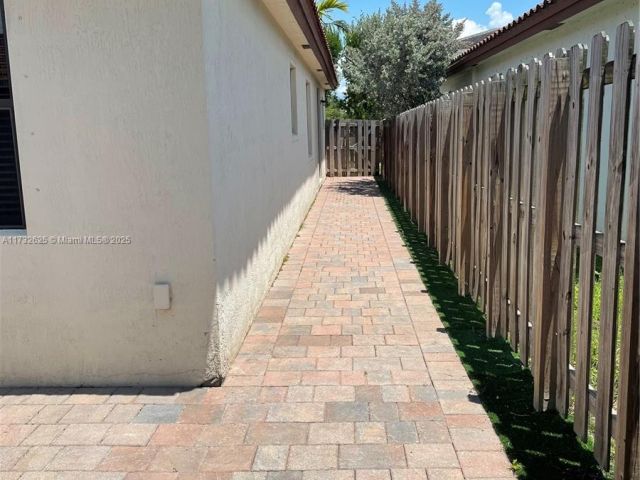 Home for sale at 15340 SW 176th Ln - photo 5715510