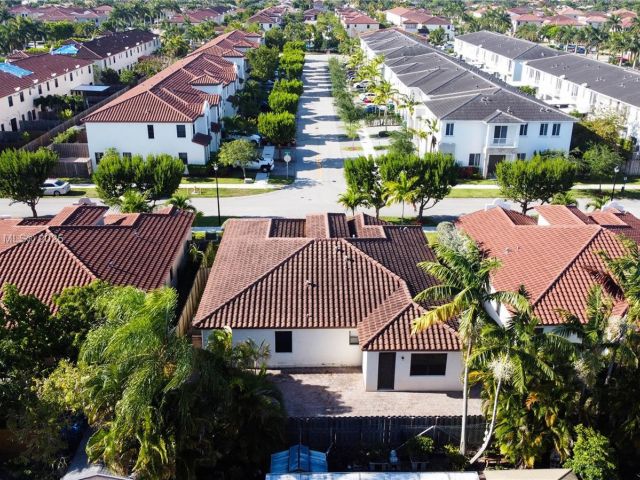 Home for sale at 15340 SW 176th Ln - photo 5715524