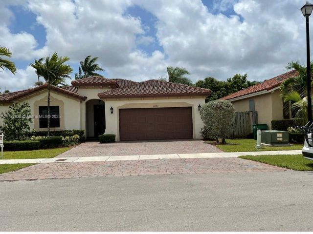 Home for sale at 15340 SW 176th Ln - photo 5715527