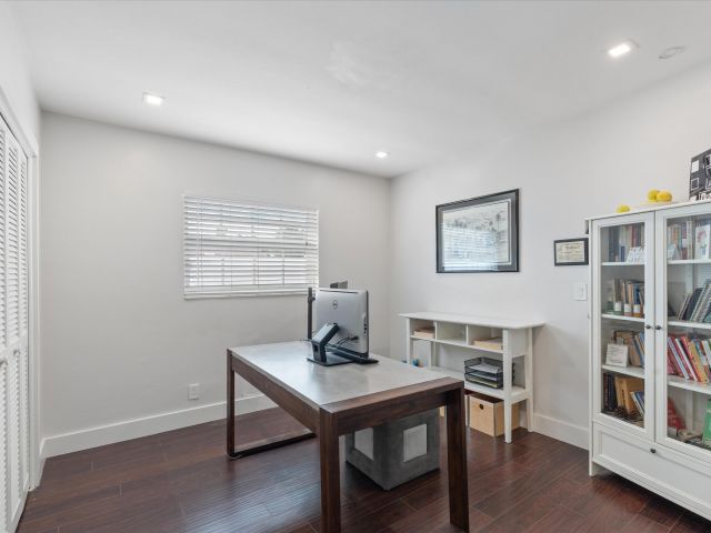 Home for sale at 113 Burning Tree Lane - photo 5587850