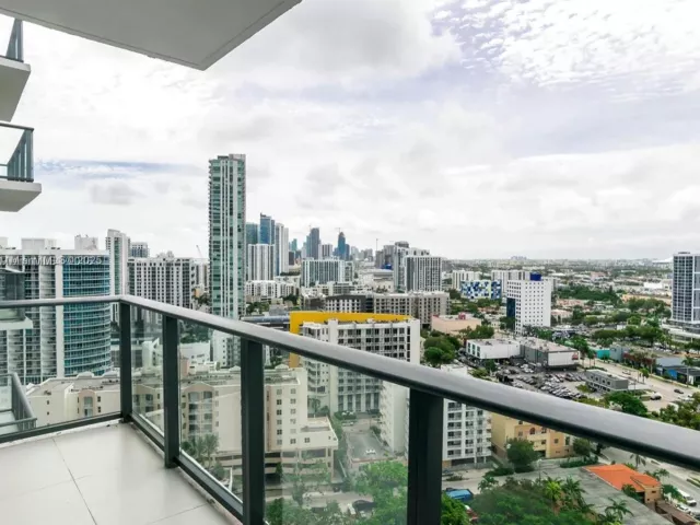 2-bedroom condo for sale in Miami - 501 NE 31st St 2009 - MondialRealty