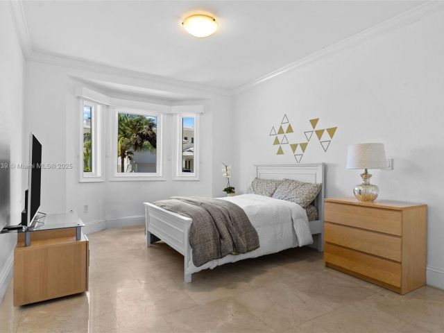 Home for sale at 6 Coconut Ln - photo 5573693