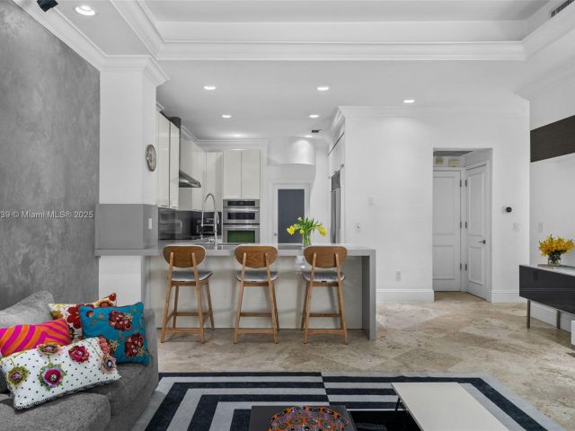 Home for sale at 6 Coconut Ln - photo 5573699