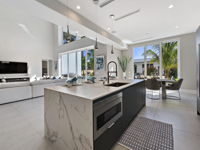 Home for sale at 2627 NE 14th Street - photo 6801774