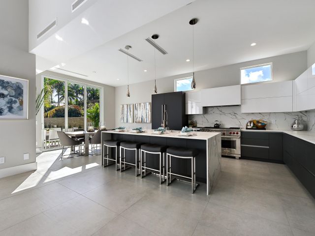 Home for sale at 2627 NE 14th Street - photo 6801778