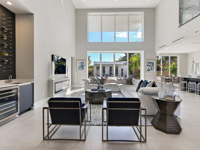 Home for sale at 2627 NE 14th Street - photo 6801780