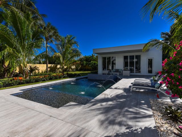 Home for sale at 2627 NE 14th Street - photo 6801784