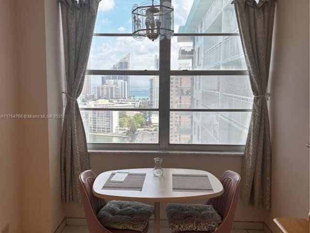 Apartment for sale  Unit #2217 - photo 5734512