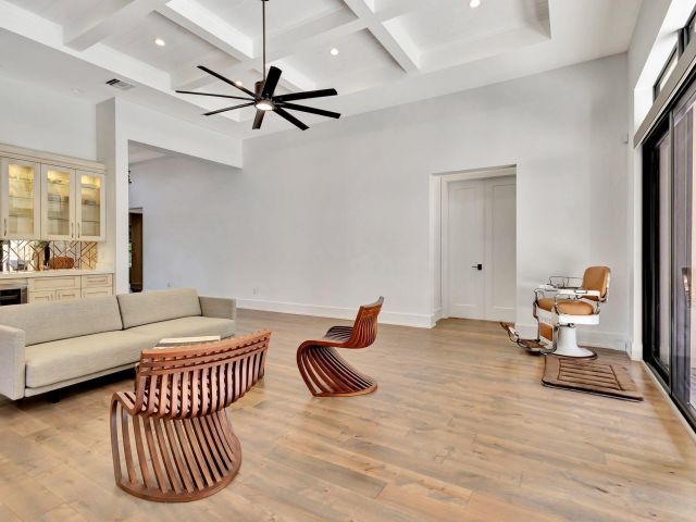 Home for sale at 718 NW 5th Avenue - photo 5813579