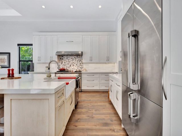 Home for sale at 718 NW 5th Avenue - photo 5813592