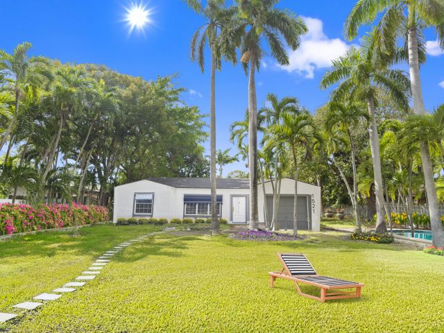 Home for sale at 1521 NE 5th Terrace - photo 6550011