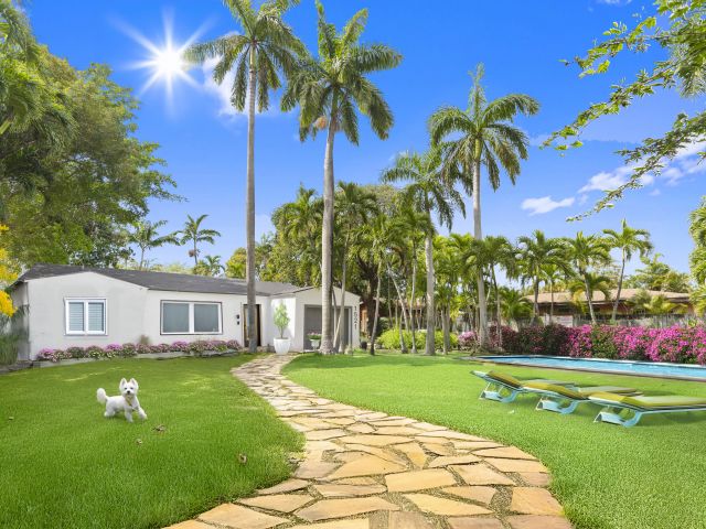 Home for sale at 1521 NE 5th Terrace - photo 6550012