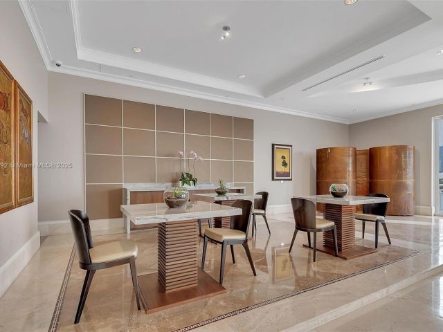 Apartment for sale  Unit #4002 - photo 6203251