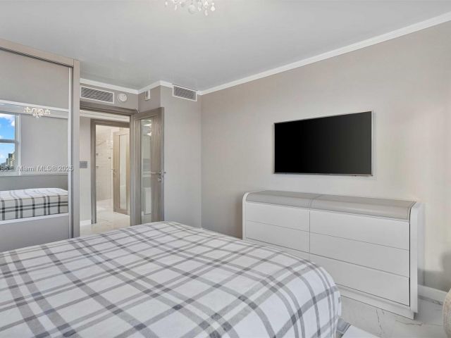 Apartment for sale  Unit #1607 - photo 5662484