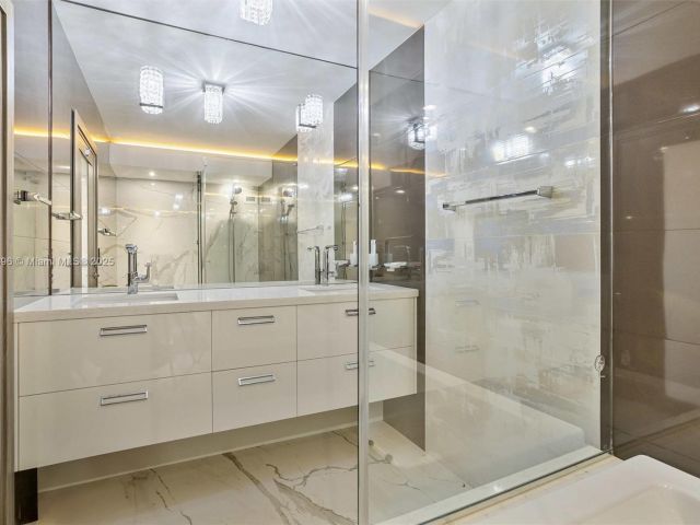 Apartment for sale  Unit #1607 - photo 5662486