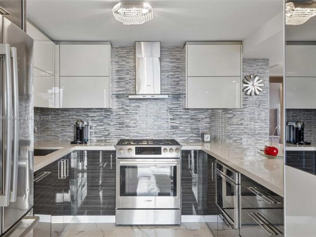 Apartment for sale  Unit #1607 - photo 5662497