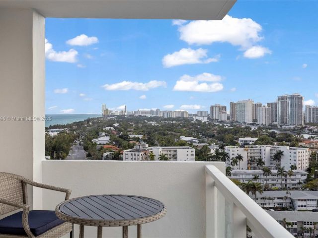 Apartment for sale  Unit #1607 - photo 5662502