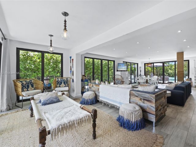 Home for rent at 1210 NE 89th St - photo 5694094