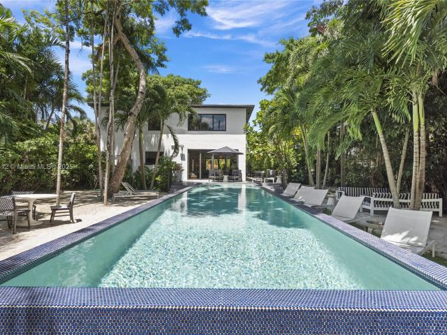 Home for rent at 1210 NE 89th St - photo 5694099