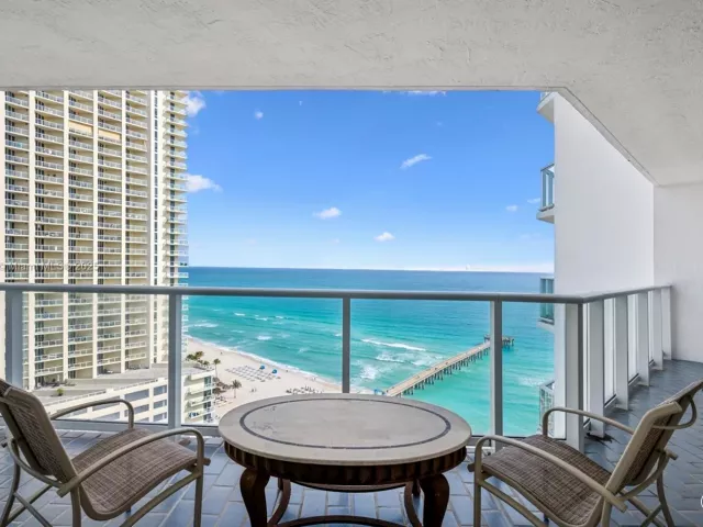 Apartment for sale  Unit #2035 - photo 5649382