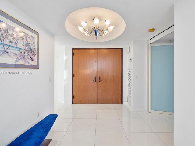 Apartment for sale  Unit #3701 - photo 5652654