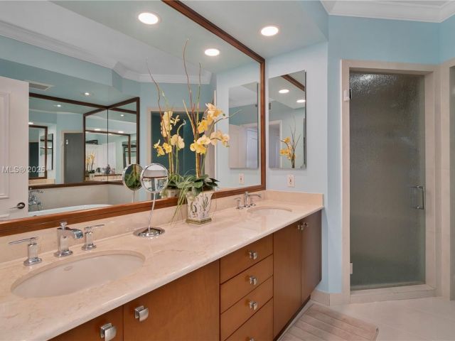 Apartment for rent  Unit #404 - photo 6912964