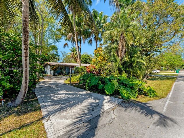 Home for sale at 22908 SW 155th Ave - photo 5808516