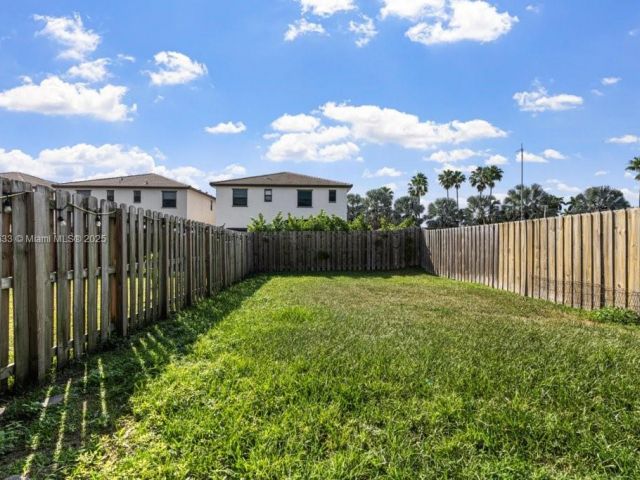 3-bedroom home for sale in Homestead - 25020 SW 108th Ave 25020 - MondialRealty
