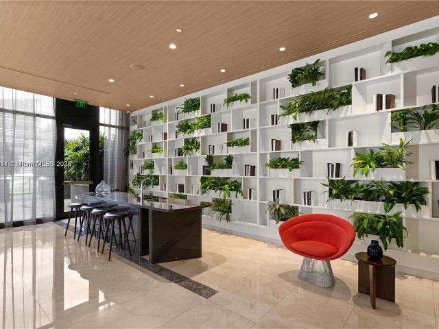 Apartment for sale  Unit #4703 - photo 5605651