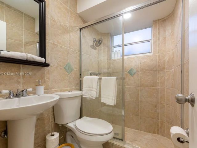 Home for sale at 21250 NE 23rd Ave - photo 6197177