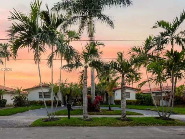 Home for sale at 21250 NE 23rd Ave - photo 6197193