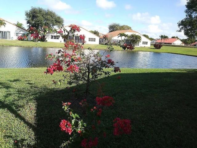 Home for sale at 8045 Clear Shores Cir - photo 5758750