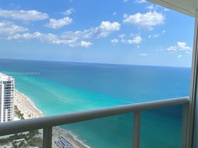 Apartment for sale  Unit #3609 - photo 5696788