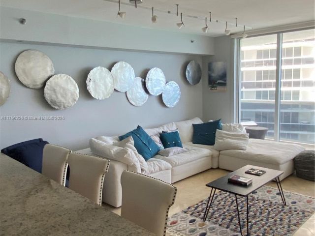 Apartment for sale  Unit #3609 - photo 5696792