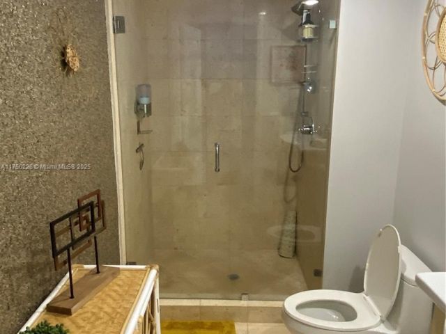 Apartment for sale  Unit #3609 - photo 5696796