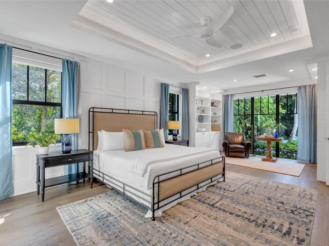 Home for rent at 450 N Swinton Ave - photo 5757569