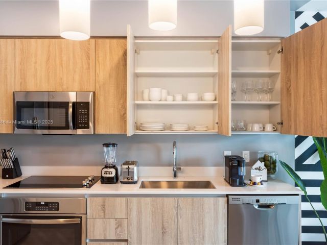 Apartment for rent  Unit #S-314 - photo 5686690