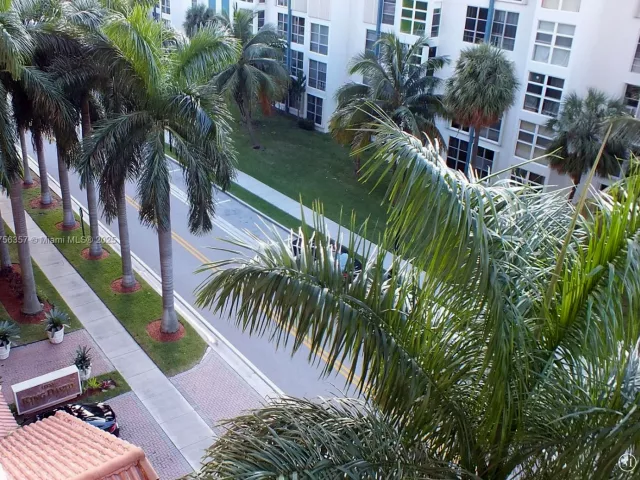 Apartment for sale  Unit #606 - photo 5671961