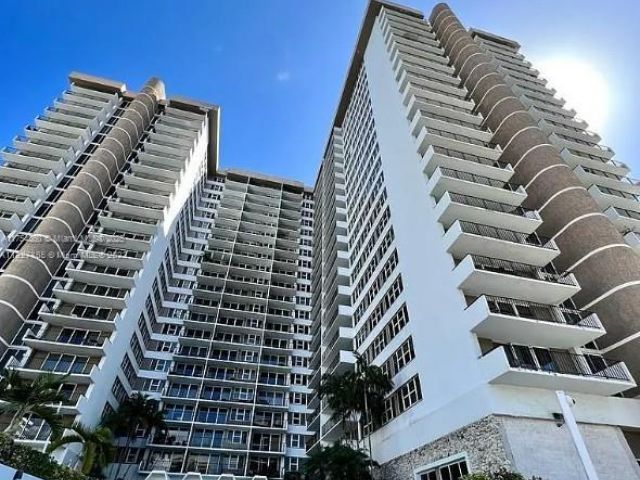 Apartment for sale  Unit #211 - photo 5662448