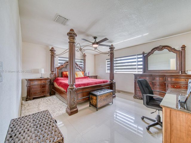 Home for sale at 19390 SW 312th St - photo 5599287