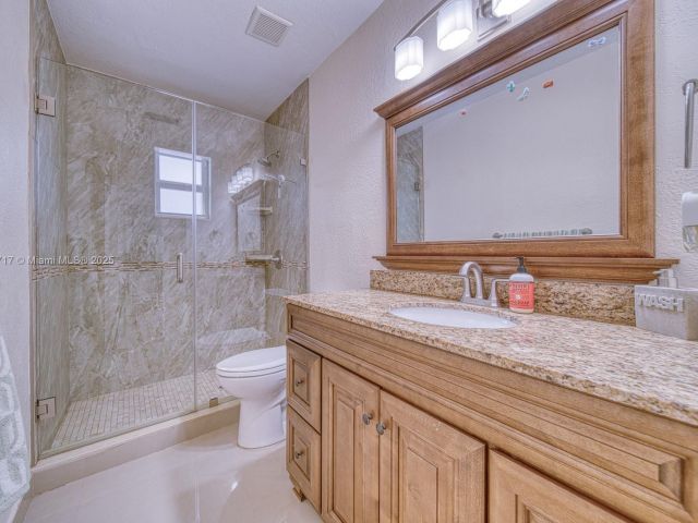 Home for sale at 19390 SW 312th St - photo 5599288