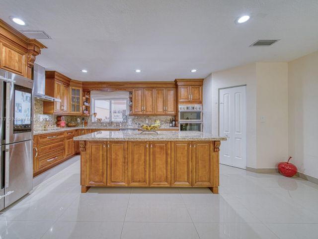 Home for sale at 19390 SW 312th St - photo 5599295